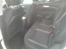 Nissan Qashqai DIG-T N-Connecta 