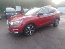 Nissan Qashqai DIG-T Tekna 