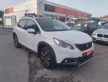 Peugeot 2008 PureTech Allure Premium 