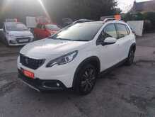 Peugeot 2008 PureTech Allure Premium 