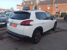 Peugeot 2008 PureTech Allure Premium 