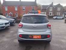Hyundai i10 Premium 