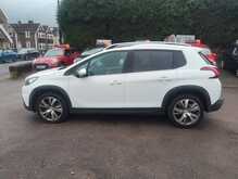 Peugeot 2008 PureTech Allure 