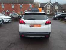 Peugeot 2008 PureTech Allure 