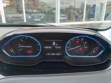 Peugeot 2008 PureTech Allure 