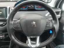 Peugeot 2008 PureTech Allure 