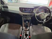 Volkswagen Polo TSI SE 