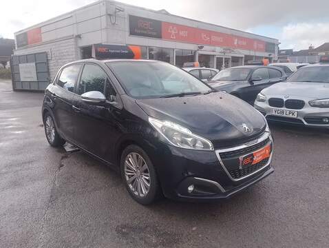 1.2 PureTech Signature Hatchback 5dr Petrol Manual Euro 6 (s/s) (82 ps)