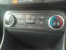 Ford Fiesta T EcoBoost MHEV ST-Line Edition 