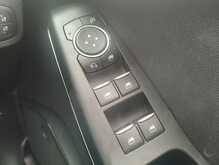 Ford Fiesta T EcoBoost MHEV ST-Line Edition 