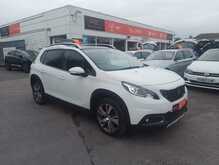 Peugeot 2008 PureTech Allure Premium 
