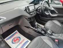 Peugeot 2008 PureTech Allure Premium 