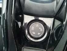 Peugeot 2008 PureTech Allure Premium 