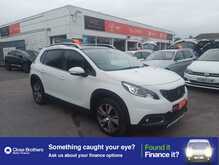 Peugeot 2008 PureTech Allure Premium 