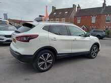 Nissan Qashqai DIG-T N-Connecta 