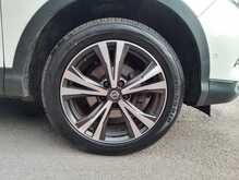 Nissan Qashqai DIG-T N-Connecta 