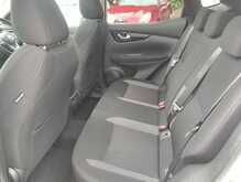 Nissan Qashqai DIG-T N-Connecta 