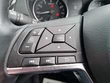 Nissan Qashqai DIG-T N-Connecta 