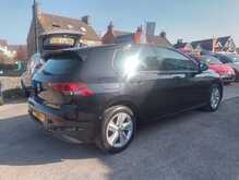 Volkswagen Golf TSI Life 