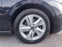 Volkswagen Golf TSI Life 