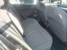 Volkswagen Golf TSI Life 