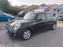 MINI Hatch Cooper 