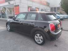 MINI Hatch Cooper 