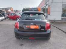 MINI Hatch Cooper 