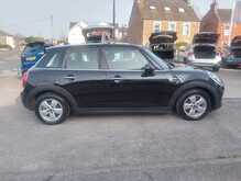 MINI Hatch Cooper 