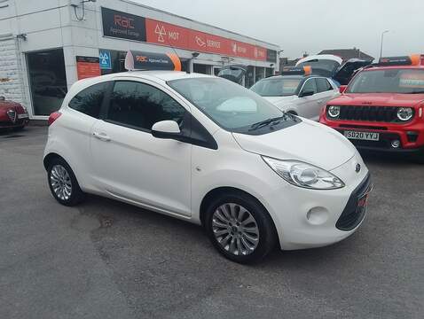 1.2 Zetec Hatchback 3dr Petrol Manual Euro 5 (s/s) (69 ps)