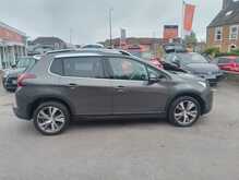 Peugeot 2008 PureTech Allure 