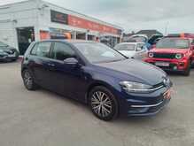 Volkswagen Golf TSI SE 