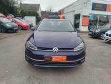 Volkswagen Golf TSI SE 