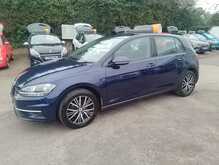 Volkswagen Golf TSI SE 