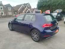 Volkswagen Golf TSI SE 