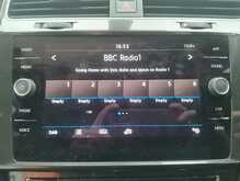 Volkswagen Golf TSI SE 