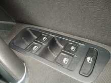 Volkswagen Golf TSI SE 