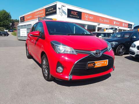 1.33 Dual VVT-i Icon Hatchback 5dr Petrol Multidrive S Euro 6 (Safety Sense) (99 ps)