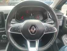 Renault Clio TCe Iconic 