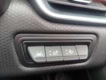 Renault Clio TCe Iconic 
