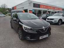 Renault Clio TCe Iconic 