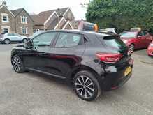 Renault Clio TCe Iconic 