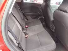 Renault Captur TCe Iconic 