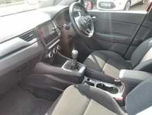 Renault Captur TCe Iconic 
