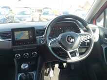 Renault Captur TCe Iconic 