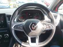 Renault Captur TCe Iconic 
