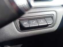 Renault Captur TCe Iconic 