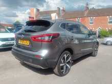 Nissan Qashqai DIG-T Tekna 