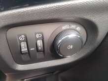 Vauxhall Corsa SE 