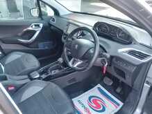 Peugeot 2008 PureTech Allure 